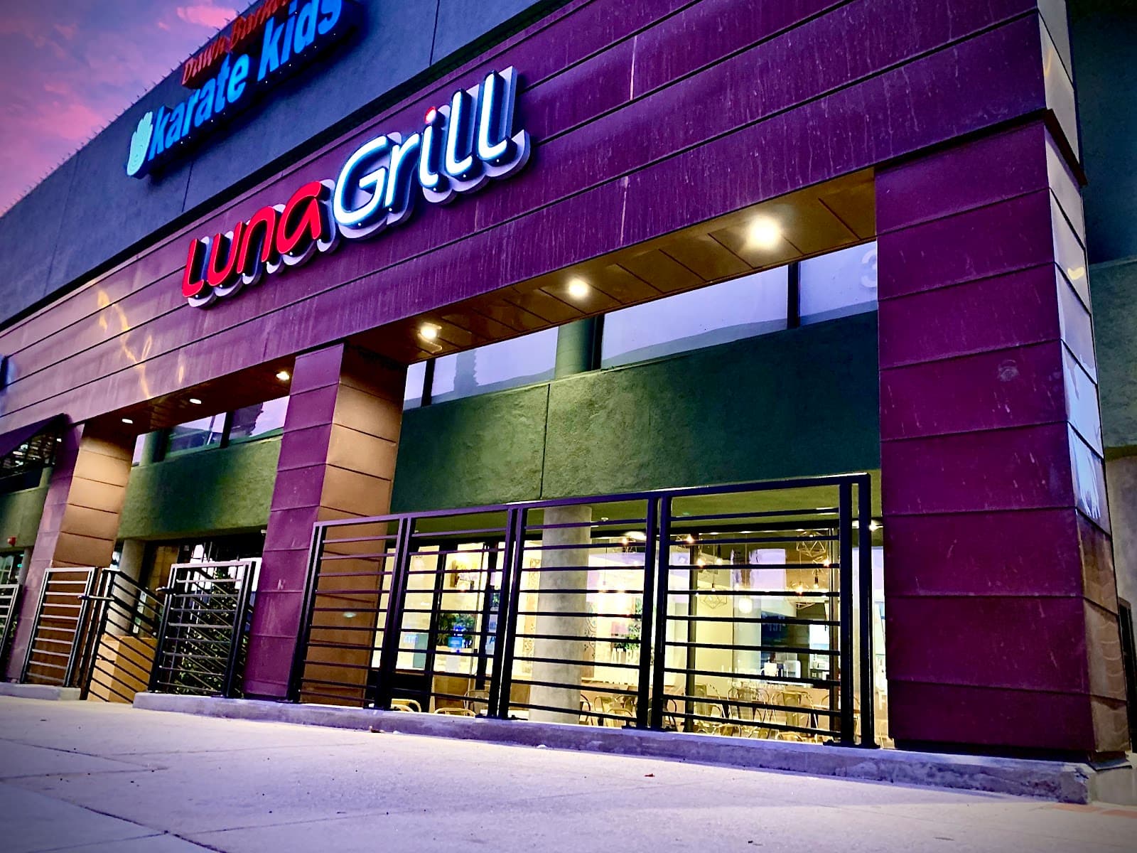 Luna Grill Culver City
