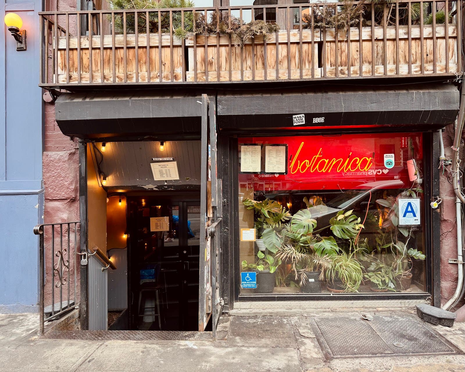 Botanica Bar