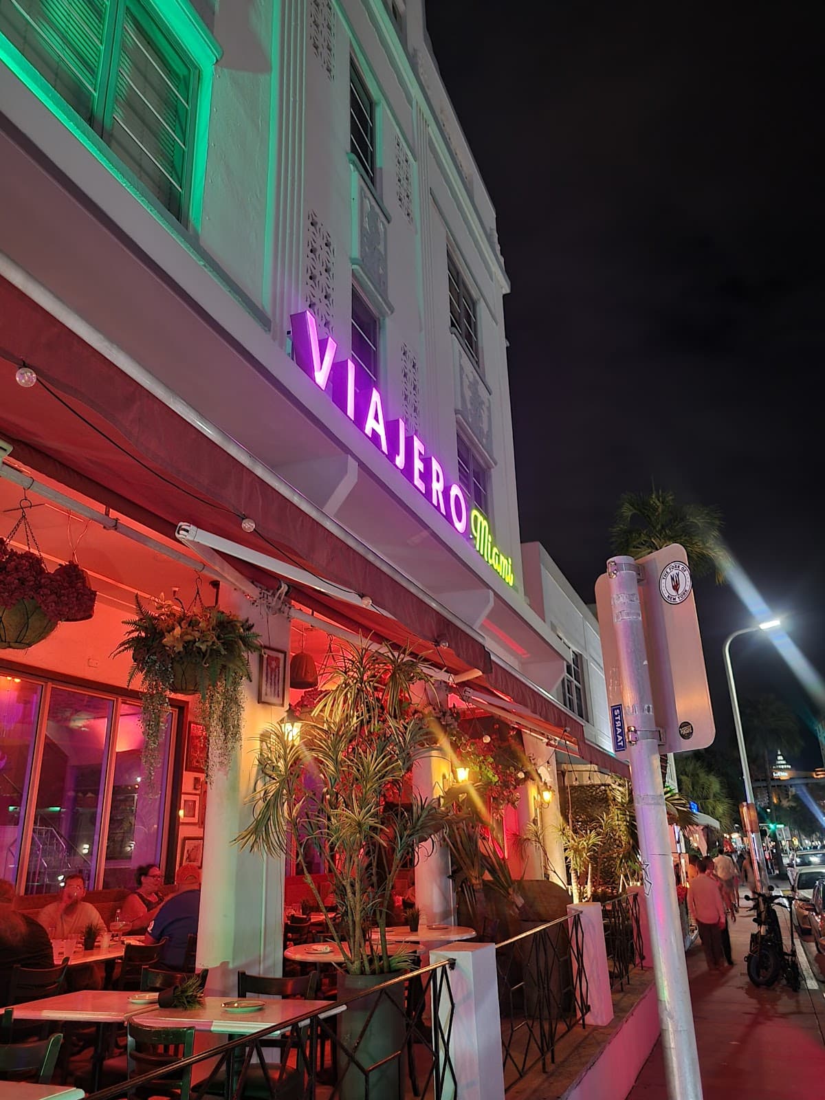Swizzle Rum Bar & Drinkery