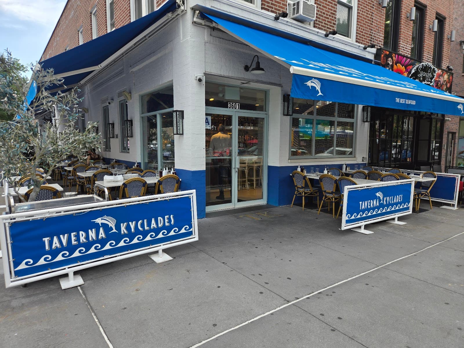 Taverna Kyclades