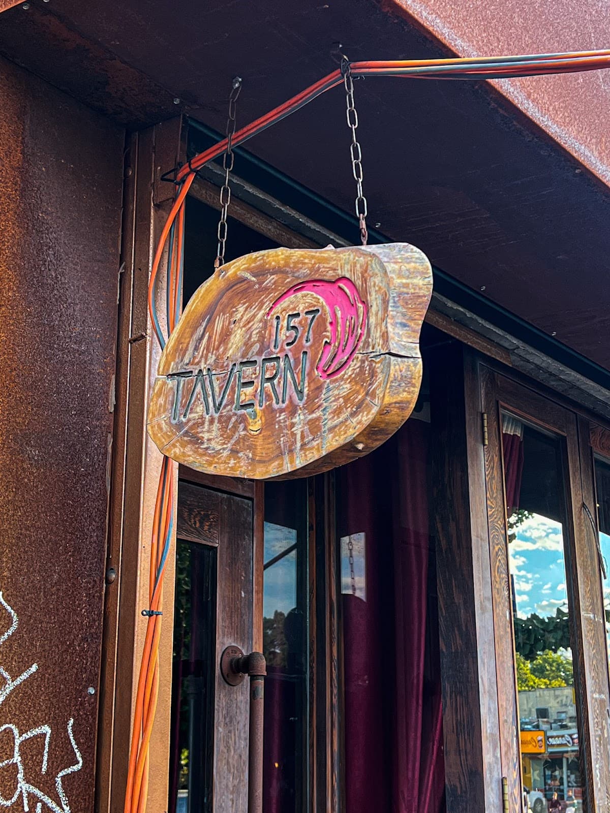 Tavern 157