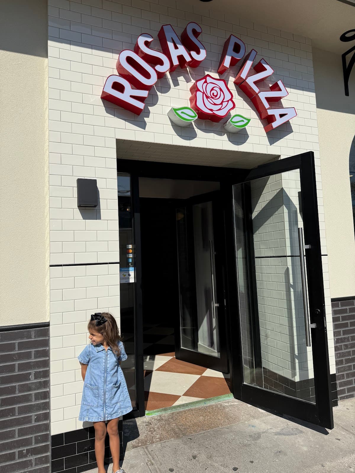 Rosa's Pizza
