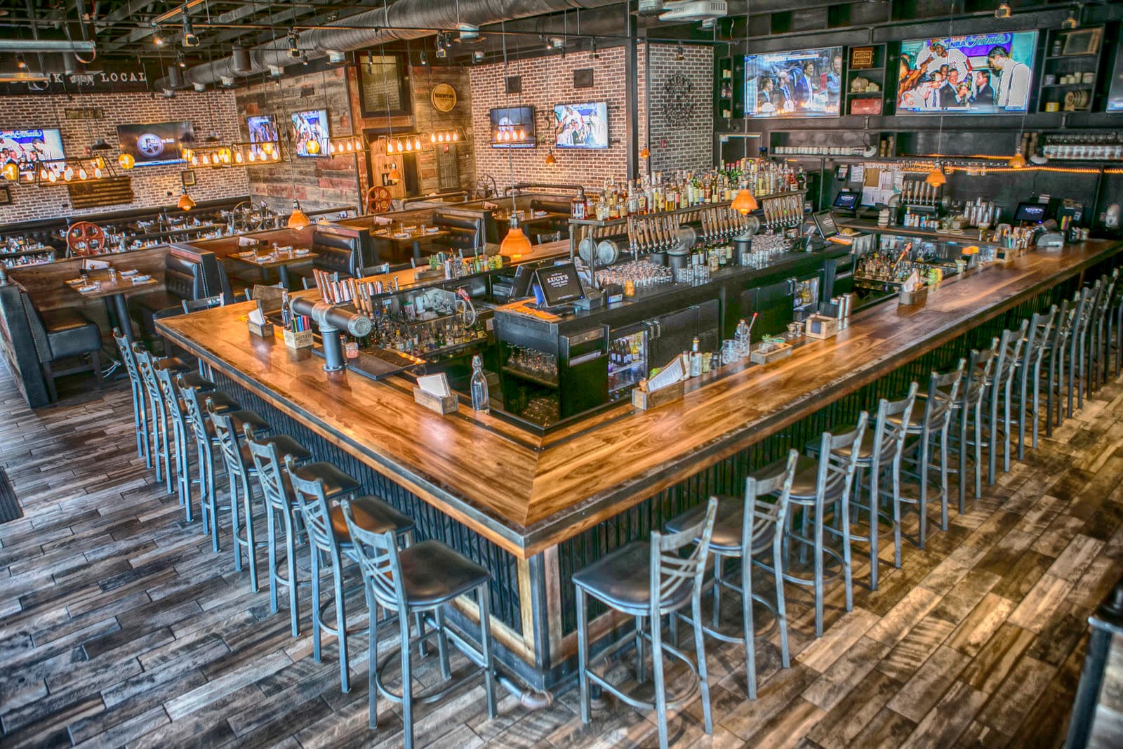 Lucy's American Tavern