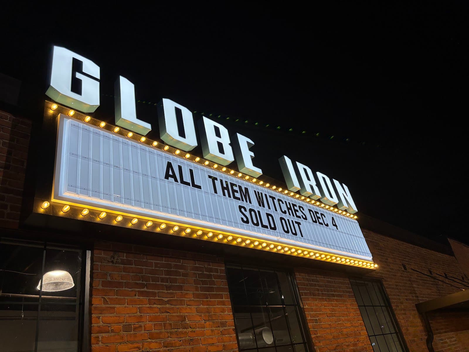 Globe Iron