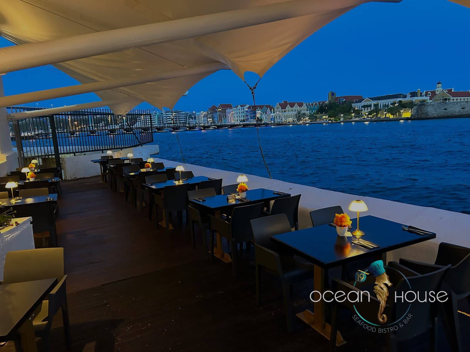 Ocean House 19 - Seafood Bistro & Bar