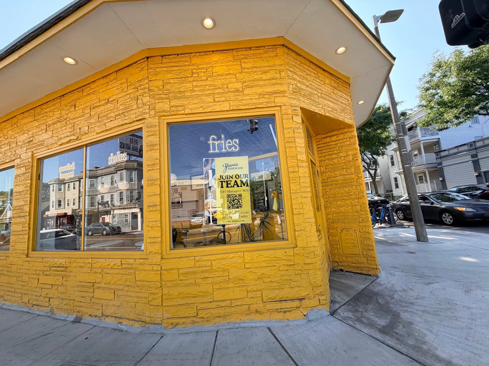 Yeanie's Burgers and Social - Dorchester