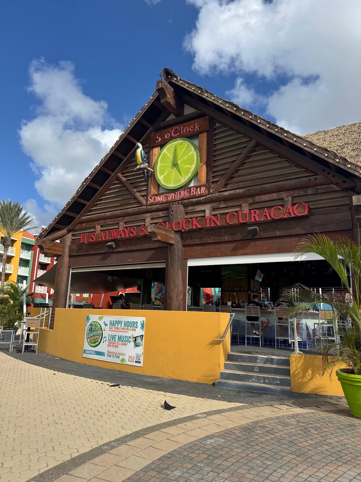 5 O'clock Somewhere Curaçao