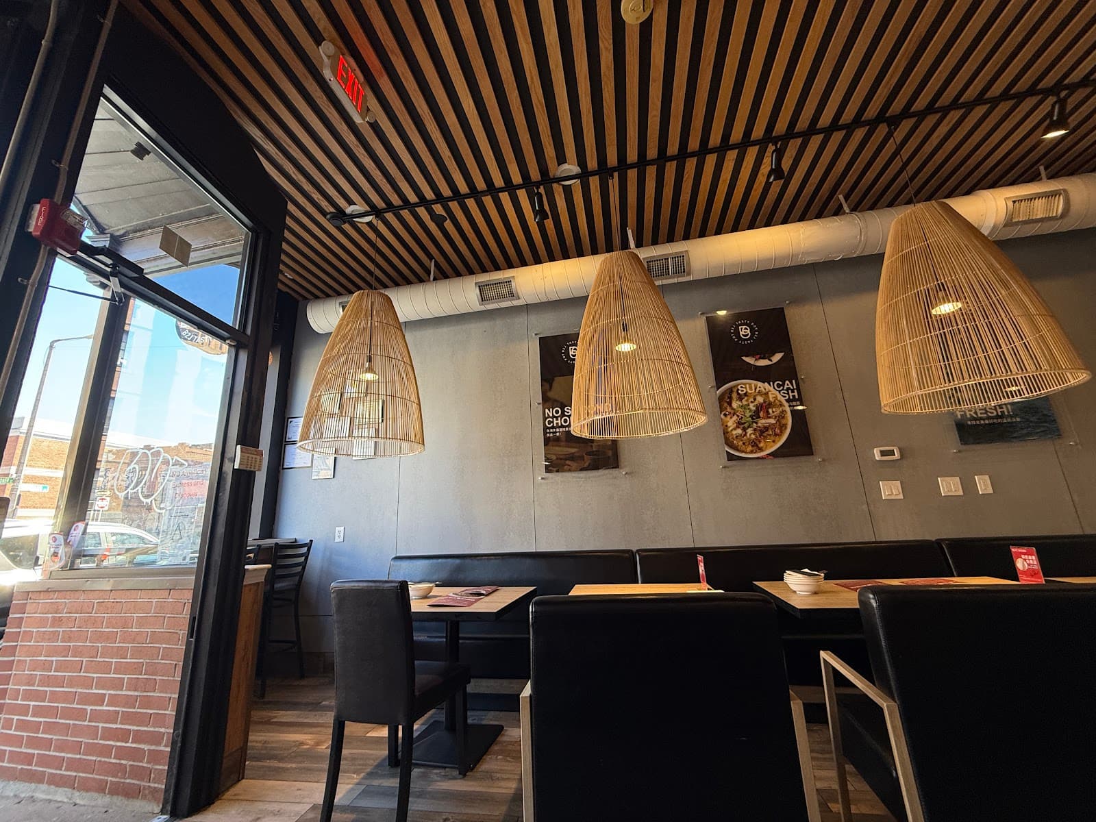 B2J Tasty Pot Allston 不二家酸菜鱼 Allston