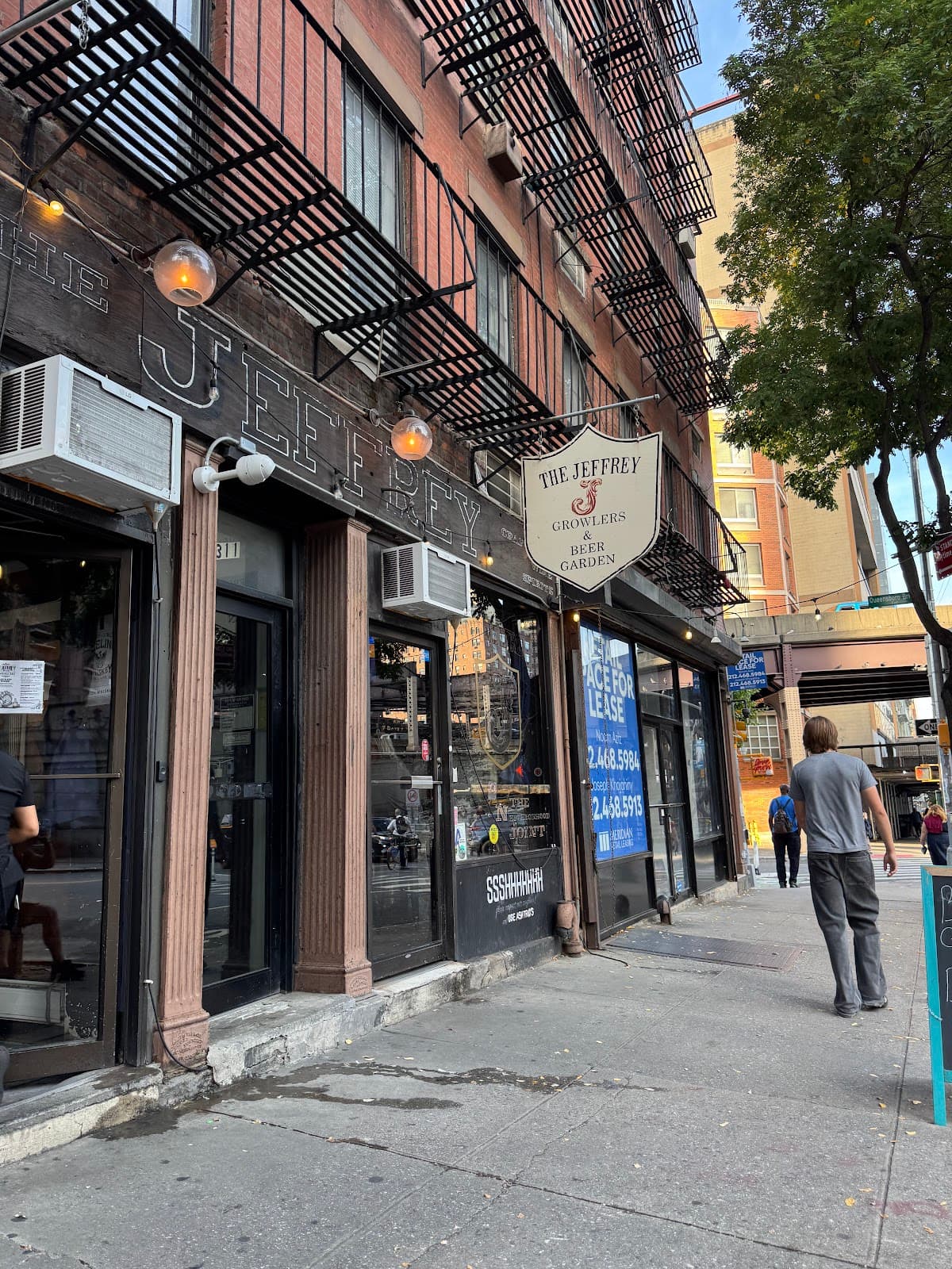 The Jeffrey Craft Beer & Bites